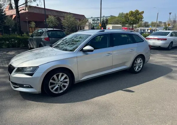 skoda Skoda Superb cena 64249 przebieg: 173000, rok produkcji 2015 z Gdańsk